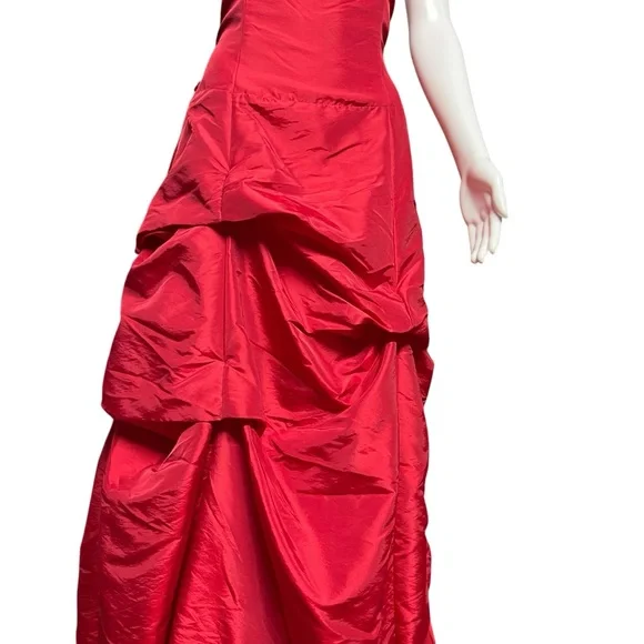 Pacific Plex - Women’s Elegant Red Strapless Prom Dress Sz. Large - Picture 2 of 7